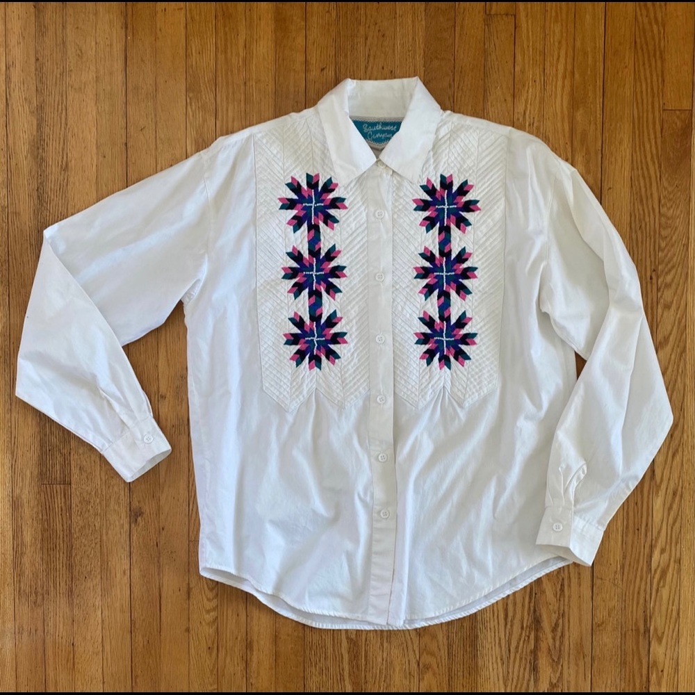 star-embroidered vintage white cotton button-up